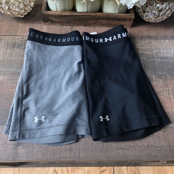 Under Armour Compression Shorts Bundle Size Small - Picture 1 of 6